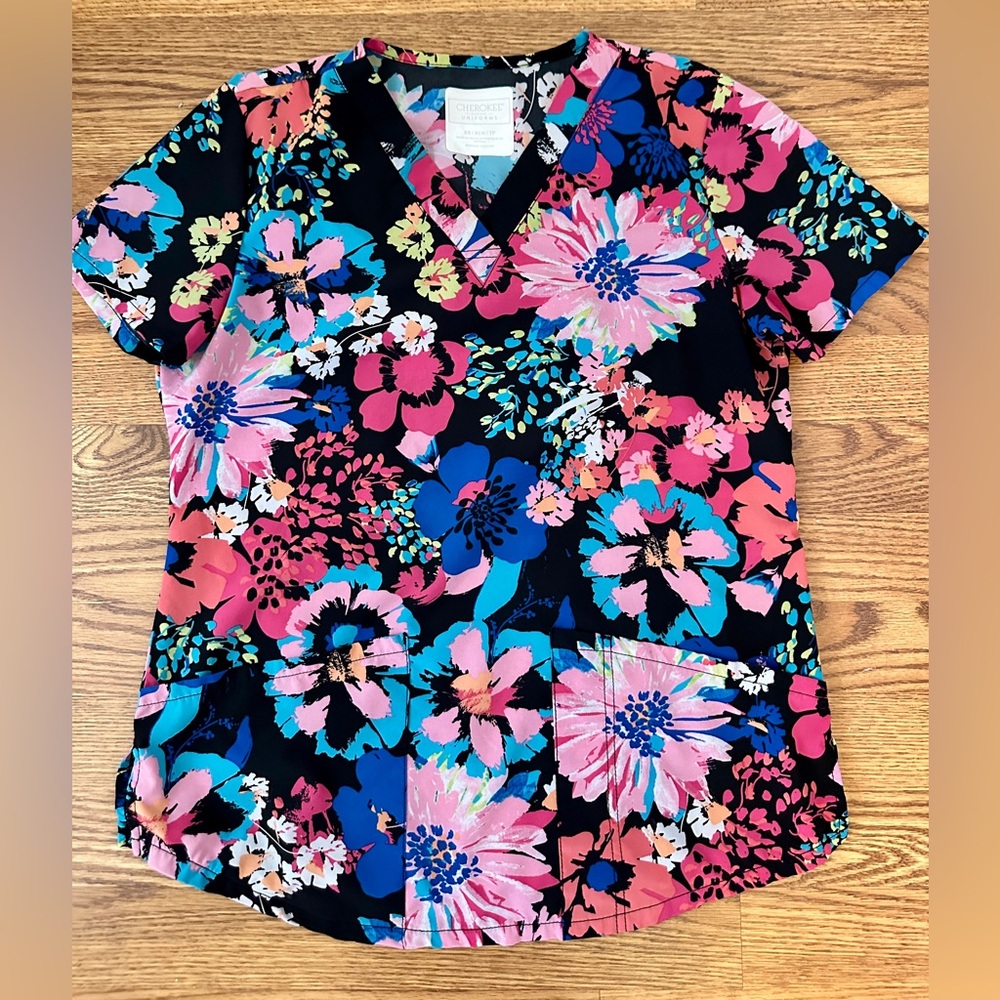 Women’s Scrub Top